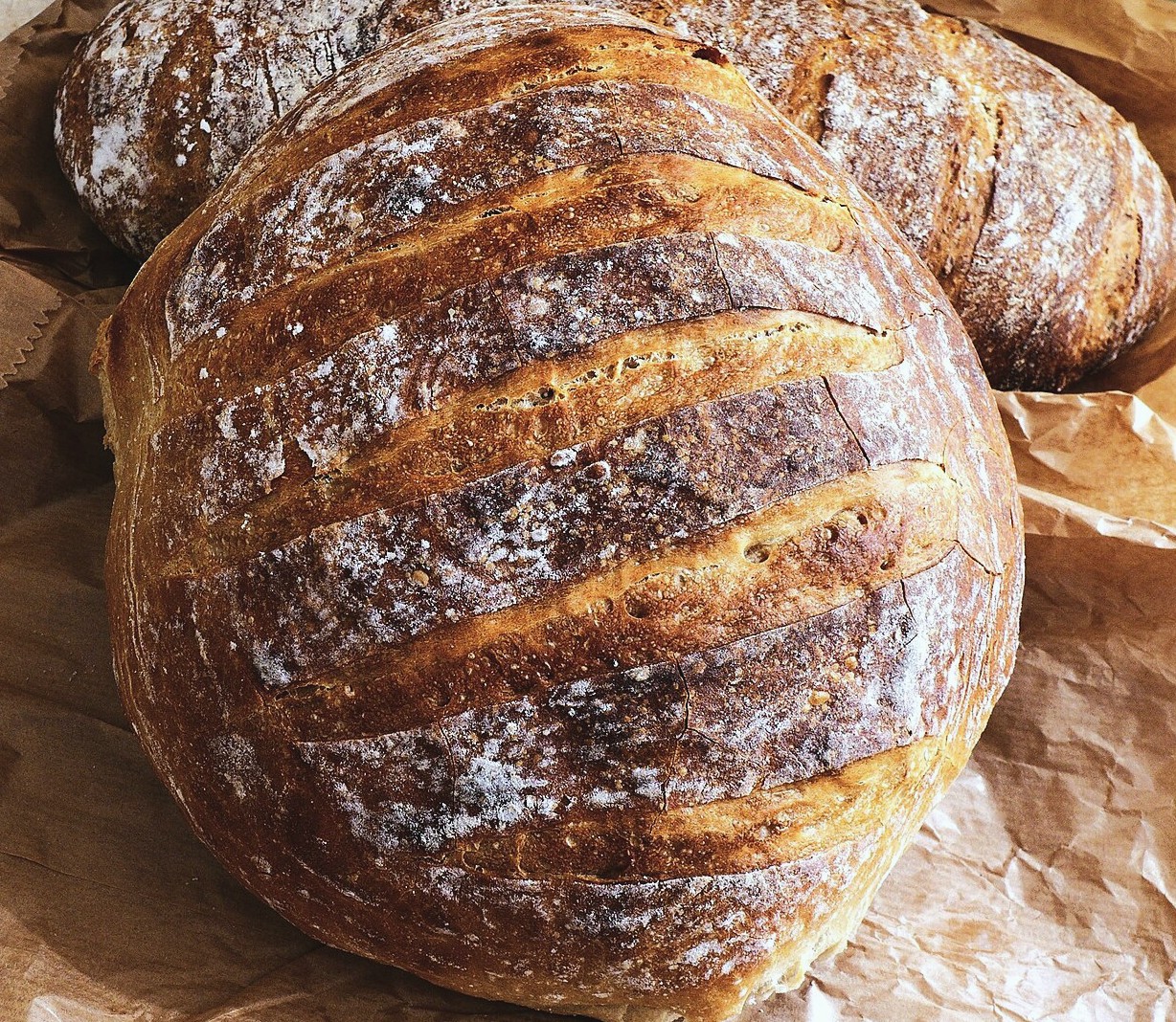 Полдня работы за буханку: как цены соотносились с зарплатой тогда и сейчас